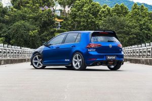 สเกิร์ตข้าง Carbon Fiber Volkswagen Golf GTI Golf R MK7.5 ทรง Karbel