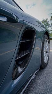 ชิ้นตกแต่งคาร์บอน Carbon Fiber Porsche 718 Cayman / Boxster / GTS ทรง Karbel ปี 2017-2025 (Side Vents)