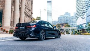 ดิฟฟิวเซอร์ Carbon Fiber BMW 3 Series G20 G21 330i M340i LCI ทรง Karbel V1 ปี 2023-ON