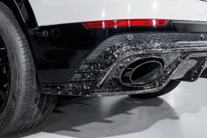 ดิฟฟิวเซอร์ Carbon Fiber Audi Q8 ทรง Karbel V1 ปี 2019-ON