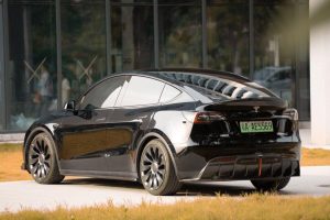 ดิฟฟิวเซอร์ Carbon Fiber Tesla Model Y / Performance ทรง Karbel