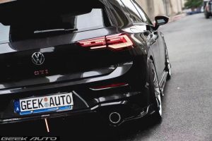 ดิฟฟิวเซอร์ Carbon Fiber Volkswagen GTI MK8 ทรง Karbel