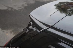 สปอยเลอร์หลังคา Carbon Fiber Volkswagen Golf GTI / R-line MK8 MK8.5 ทรง Karbel