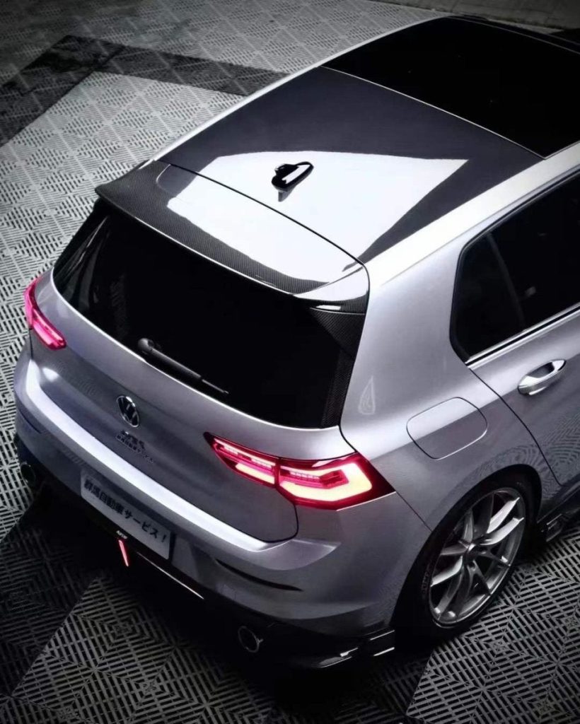 สปอยเลอร์หลังคา Carbon Fiber Volkswagen Golf GTI / R-line MK8 MK8.5 ทรง Karbel