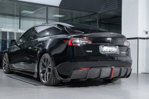 สปอยเลอร์ Carbon Fiber Tesla Model 3 / Performance Sedan ทรง Karbel