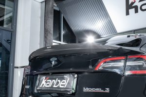 สปอยเลอร์ Carbon Fiber Tesla Model 3 / Performance Sedan ทรง Karbel