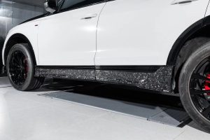 สเกิร์ตข้าง Carbon Fiber Audi SQ8 Q8 ทรง Karbel ปี 2019-ON