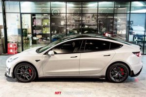 สเกิร์ตข้าง Carbon Fiber Tesla Model 3 / Performance ทรง Karbel