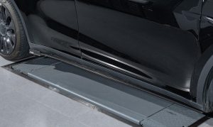 สเกิร์ตข้าง Carbon Fiber Tesla Model Y / Performance ทรง Karbel