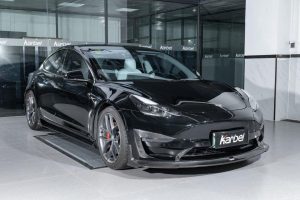 ชิ้นตกแต่งคาร์บอน Carbon Fiber Tesla Model 3 / Performance ทรง Karbel