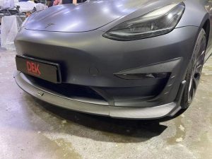 ชิ้นตกแต่งคาร์บอน Carbon Fiber Tesla Model 3 / Performance ทรง Karbel