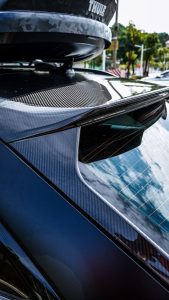 สปอยเลอร์หลังคา Carbon Fiber Audi A6 Allroad C8 ทรง Karbel V1 ปี 2020-ON
