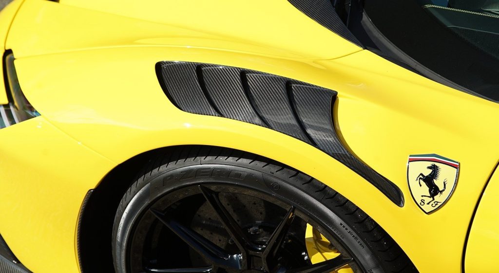 แก้มข้าง Ferrari SF90 Spider Novitec