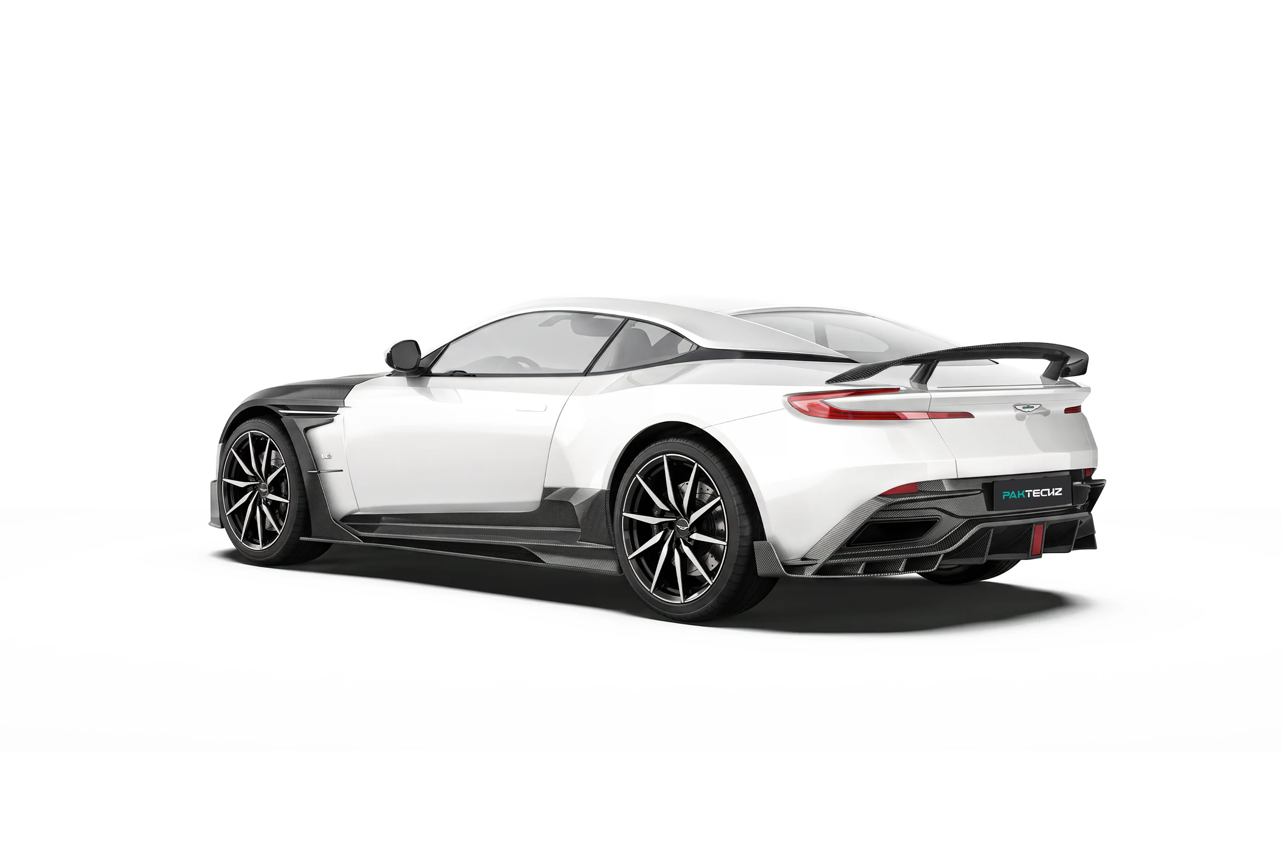 ดิฟฟิวเซอร์หลังคาร์บอนไฟเบอร์ PAKTECHZ บน Aston Martin DB11