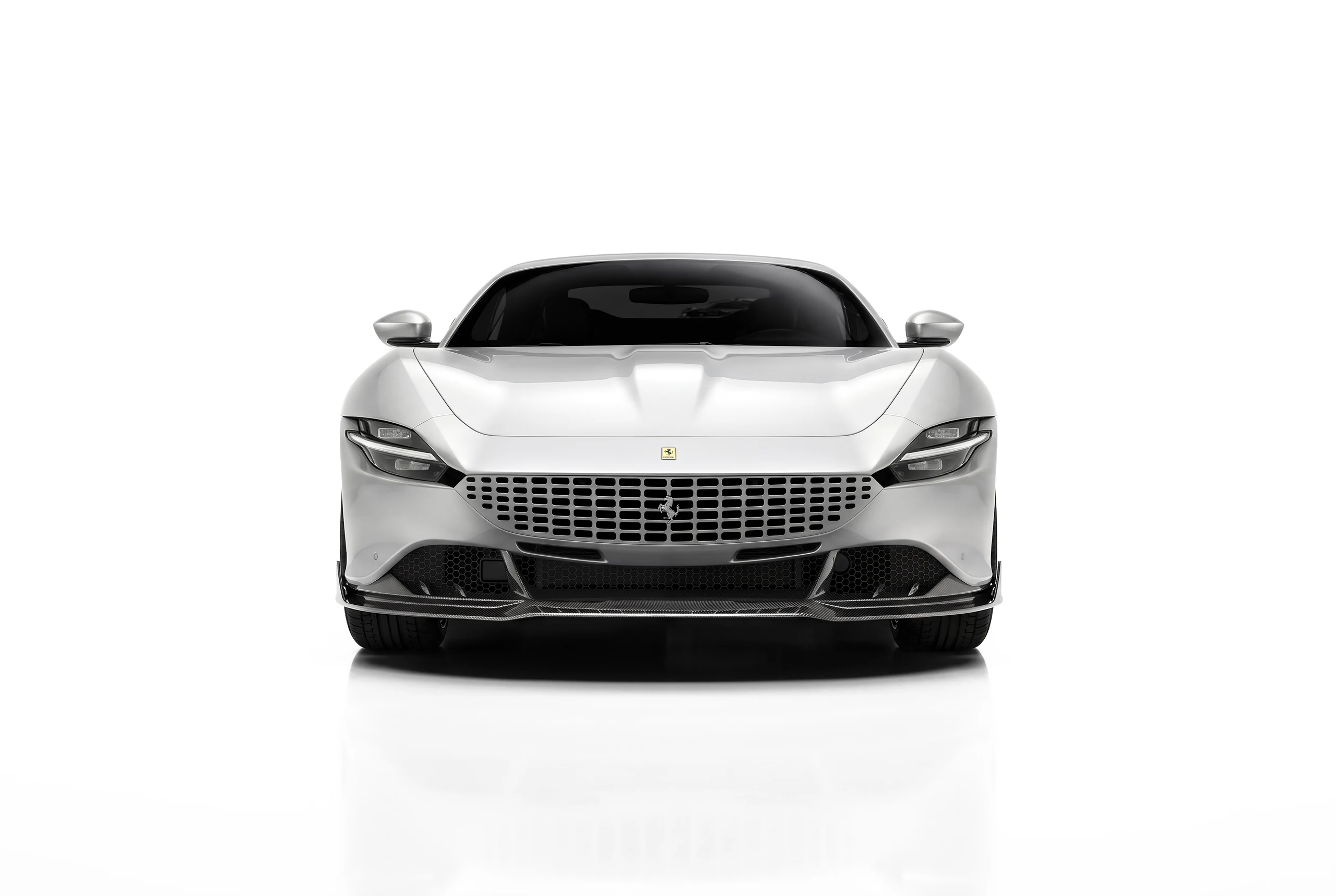 Ferrari Roma ติดตั้งชุดแต่งคาร์บอนไฟเบอร์ PAKTECHZ มองจากด้านหน้า