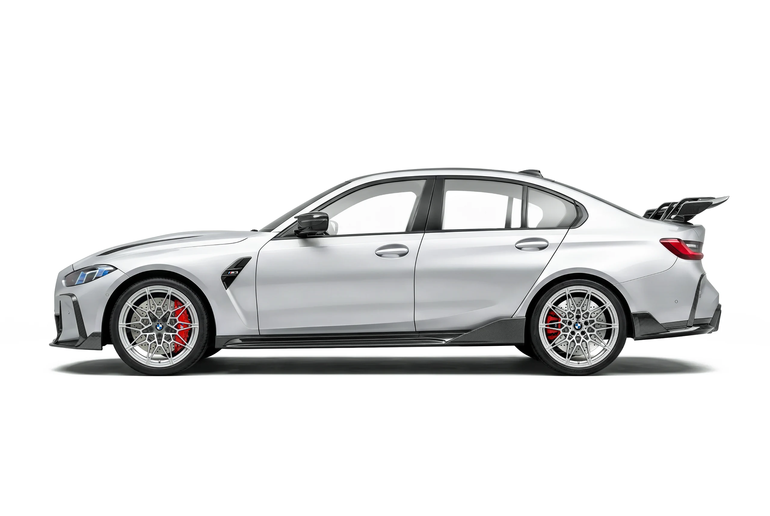 BMW M3 G80 มุมท้ายเฉียง ติดตั้งชุดแต่งคาร์บอนไฟเบอร์ PAKTECHZ