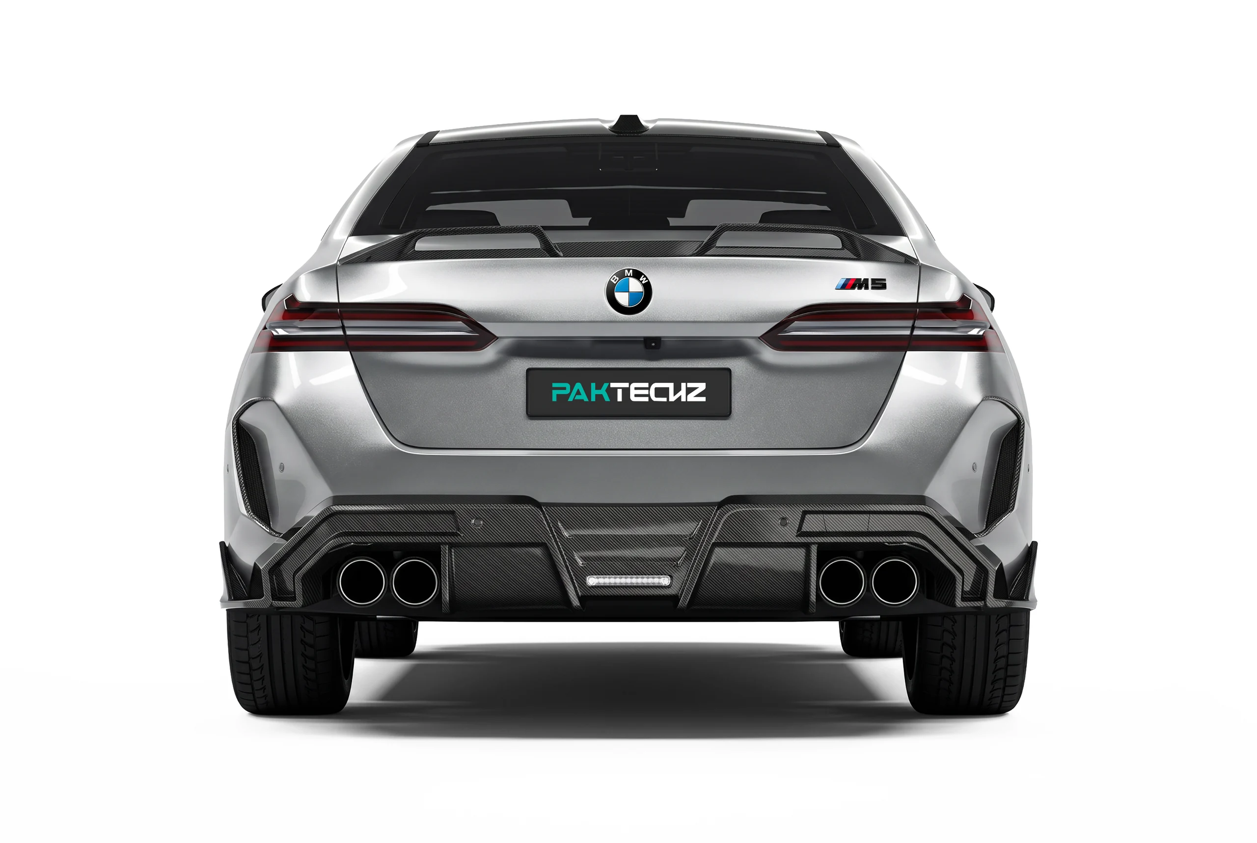 สเกิร์ตข้างคาร์บอนไฟเบอร์ลายทอ 2x2 PAKTECHZ บน BMW M5 G90