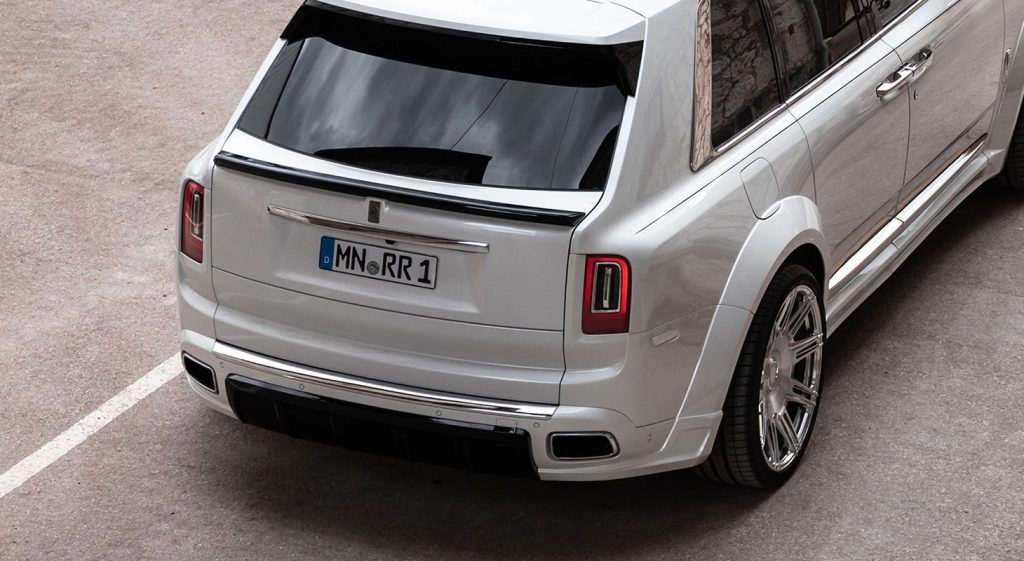 ลิ้นสปอยเลอร์ท้าย Rolls-Royce Cullinan SPOFEC