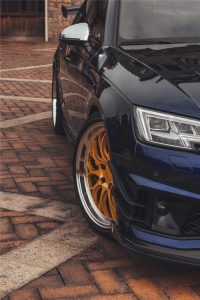 ลิ้นหน้า Carbon Fiber Audi A4 S-Line S4 B9 ทรง TAKD ปี 2017-2019