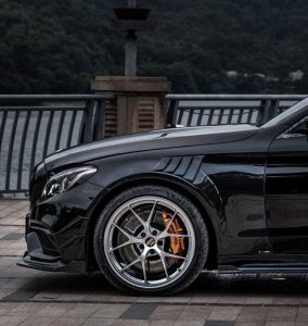 คาร์นาด Carbon Fiber Mercedes Benz C-Class C63/C63S ทรง TAKD