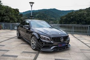 คาร์นาด Carbon Fiber Mercedes Benz C-Class C63/C63S ทรง TAKD