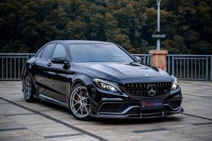 ซุ้มล้อ-แก้มข้าง Carbon Fiber Mercedes Benz C63/C63S W205 Front Fenders ทรง TAKD