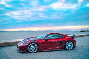 สปอยเลอร์ Carbon Fiber Porsche 718 Cayman / GTS 2 Door ทรง TAKD V2 ปี 2017-2025