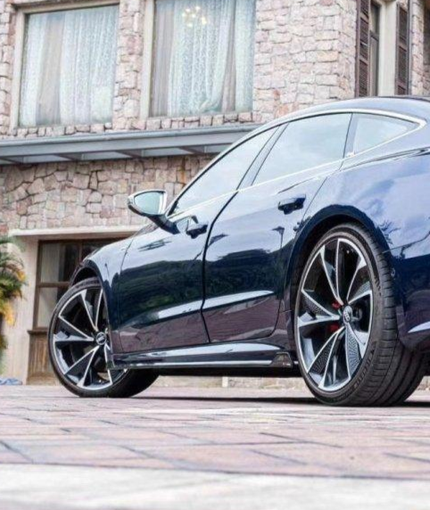 สเกิร์ตข้าง Carbon Fiber Audi A7 S-Line S7 C8 ทรง TAKD ปี 2018-ON