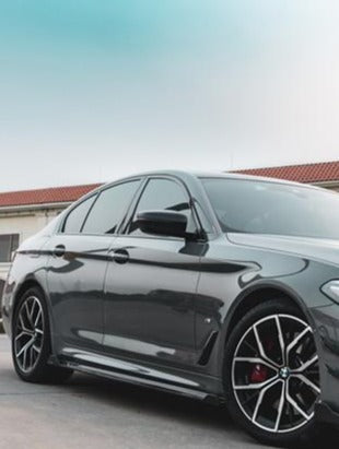 สเกิร์ตข้าง Carbon Fiber BMW 5 series M550 540 530 G30 ทรง TAKD