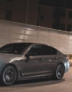 สเกิร์ตข้าง Carbon Fiber BMW 5 series M550 540 530 G30 ทรง TAKD
