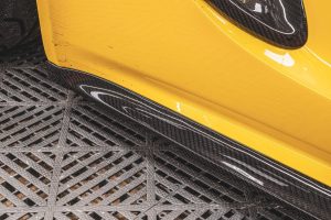 สเกิร์ตข้าง Carbon Fiber Porsche 718 Cayman / Boxster / GTS / GT4 / Spyder ทรง TAKD (Side Skirts)