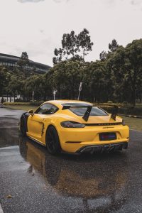 สเกิร์ตข้าง Carbon Fiber Porsche 718 Cayman / Boxster / GTS / GT4 / Spyder ทรง TAKD (Side Skirts)