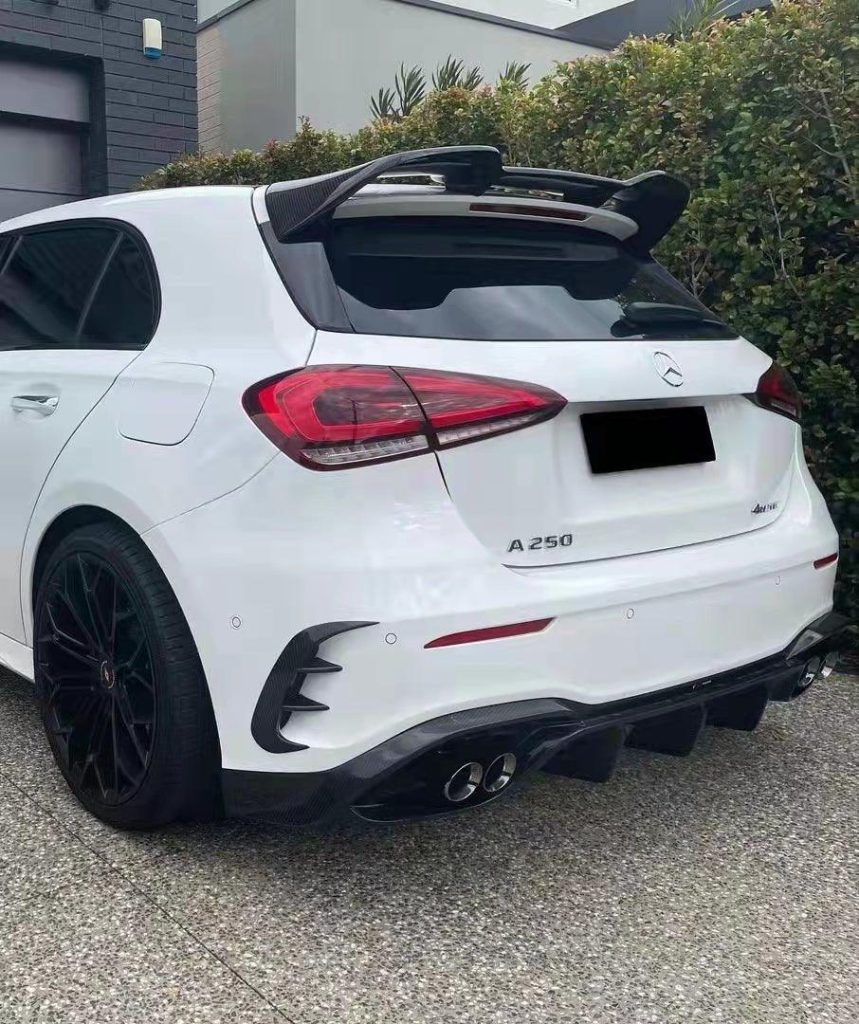 กันชน Carbon Fiber Mercedes Benz A-Class A45 A35 A220 W177 ทรง TAKD