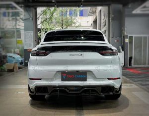 ดิฟฟิวเซอร์ Carbon Fiber Porsche Cayenne Base/E-Hybrid/S/Turbo/Turbo S 9Y0 9Y3 ทรง TAKD