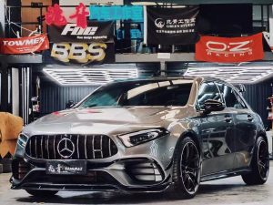 กันชน Carbon Fiber Benz A45 W177 ทรง TAKD ปี 2019-ON (Front Bumper Canards 4 PCS)
