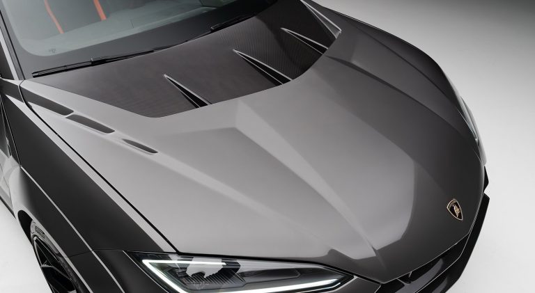 前引擎盖 Lamborghini Urus SE Novitec