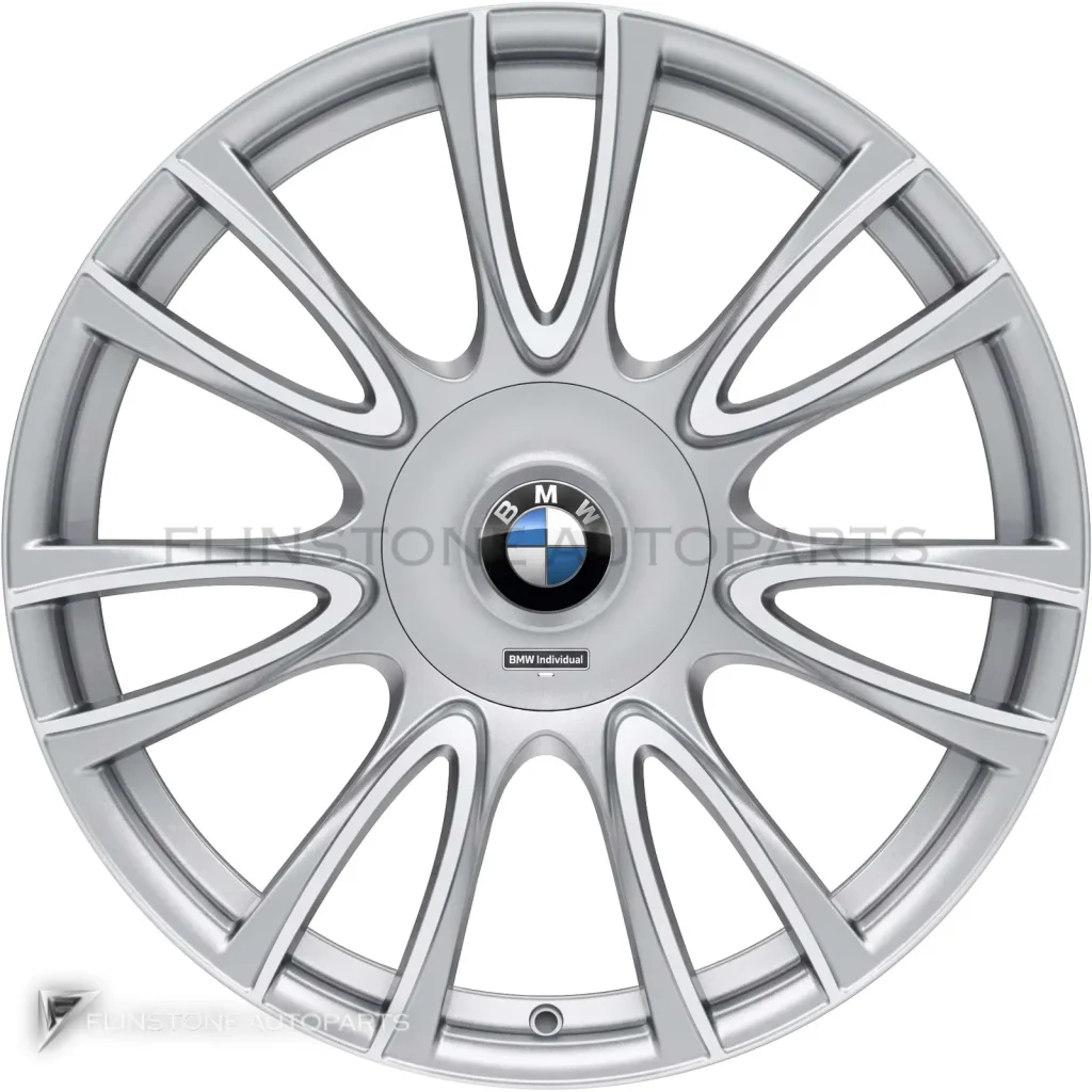 正品轮毂 BMW 439 边框 19 英寸颜色 Silver with Bright Turned