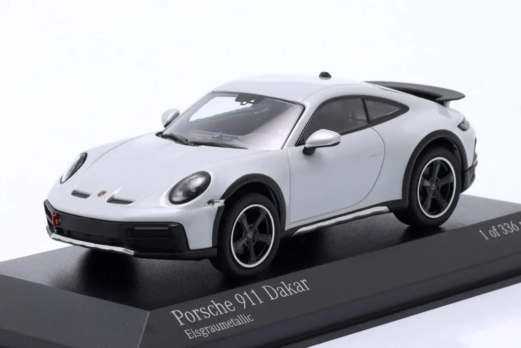 车型 1:43 Porsche 911 Dakar 年 2022 Minichamps