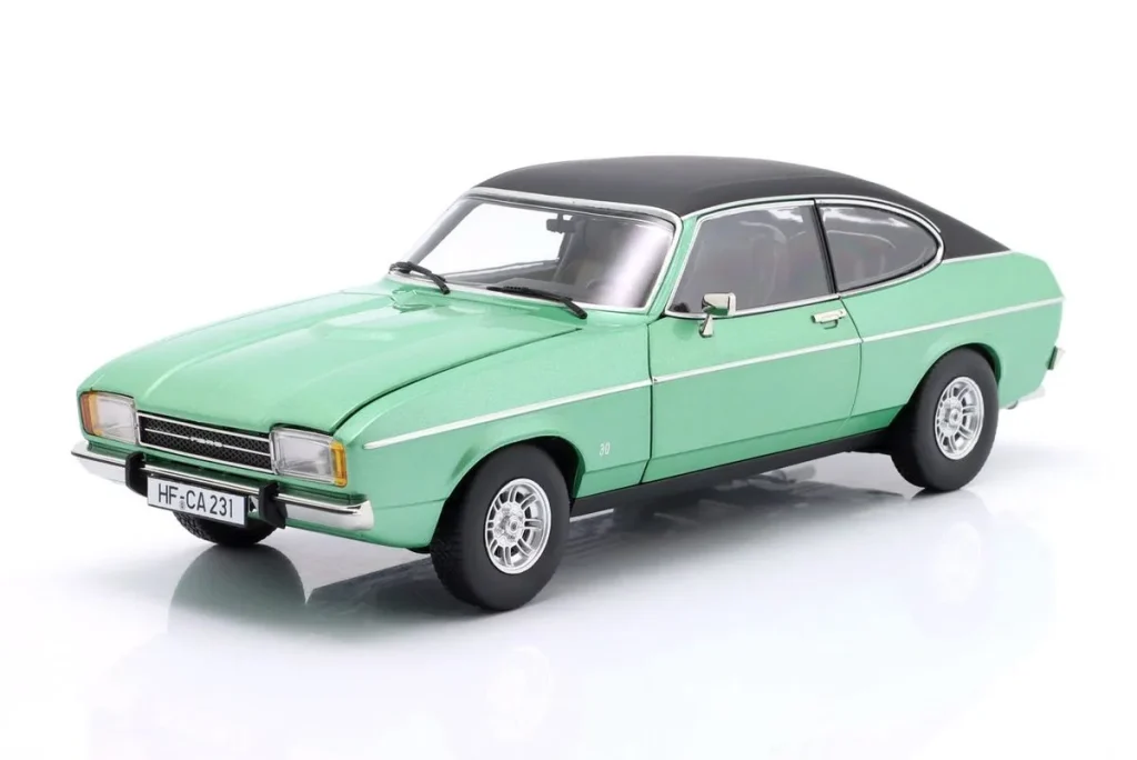 โมเดลรถ 1:18 Ford Capri II Ghia 3.0 ปี 1974 สีเขียว TOURING