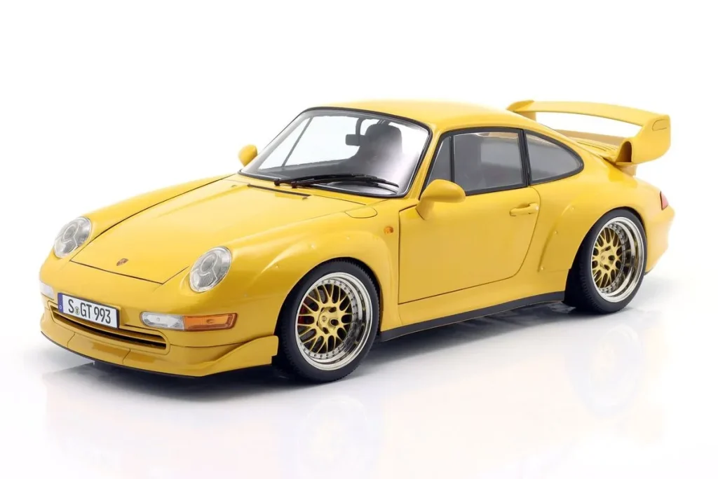 โมเดลรถ 1:18 Porsche 911 (993) GT2 ปี 1996 สีเหลือง KK-Scale