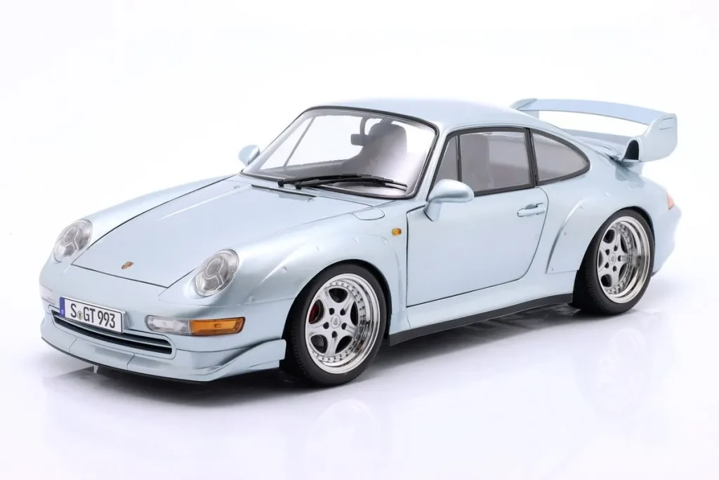 โมเดลรถ 1:12 Porsche 911 (993) GT2 ปี 1996 สีเงิน KK-Scale