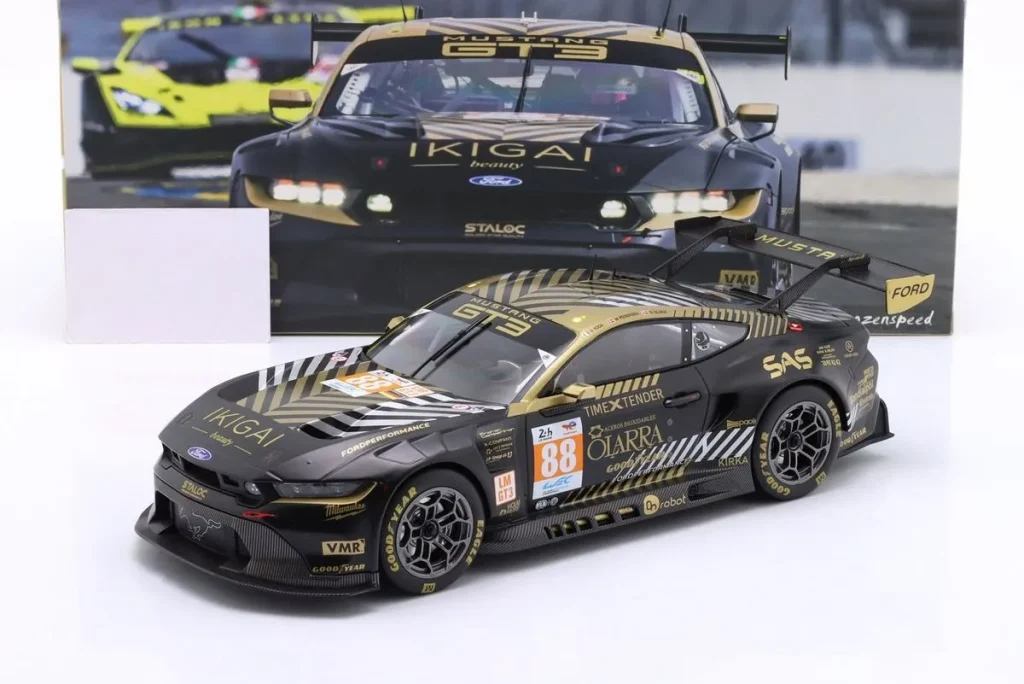 โมเดลรถ 1:18 Ford Mustang GT3 #88 Giorgio Roda, Mikkel O. Pedersen, Dennis Olsen 24 ชั่วโมง เลอมังส์ ปี 2024 Ixo