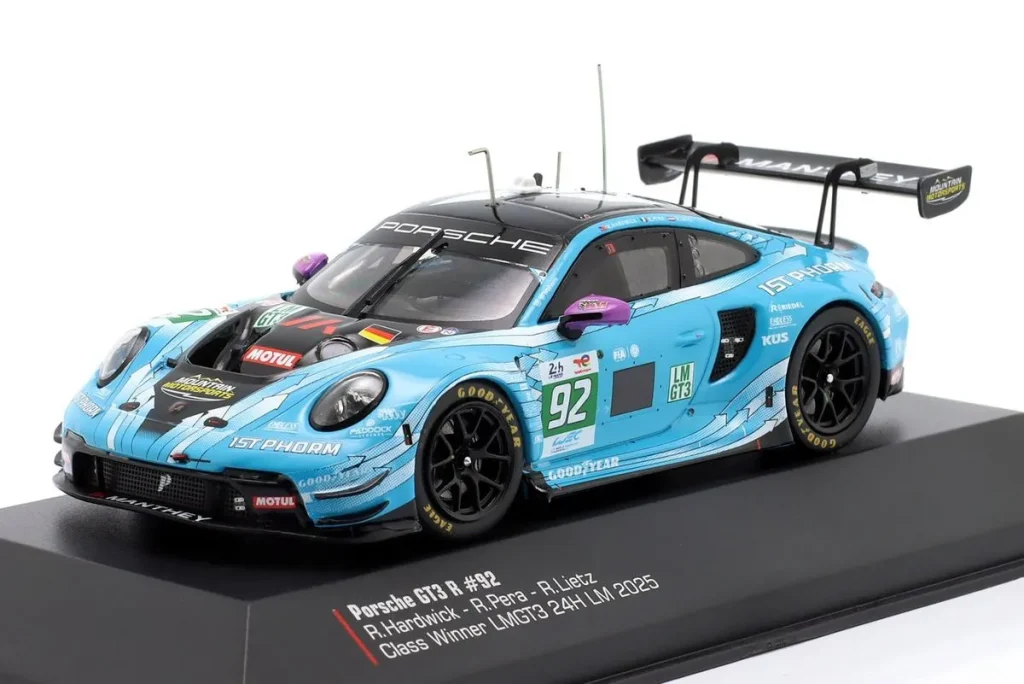 โมเดลรถ 1:43 Porsche 911 GT3 R #92 Ryan Hardwick, Richard Lietz, Riccardo Pera ผู้ชนะ LMGT3-Klasse 24h LeMans (อันดับ 33 Gesamtwertung) ปี 2025 Ixo