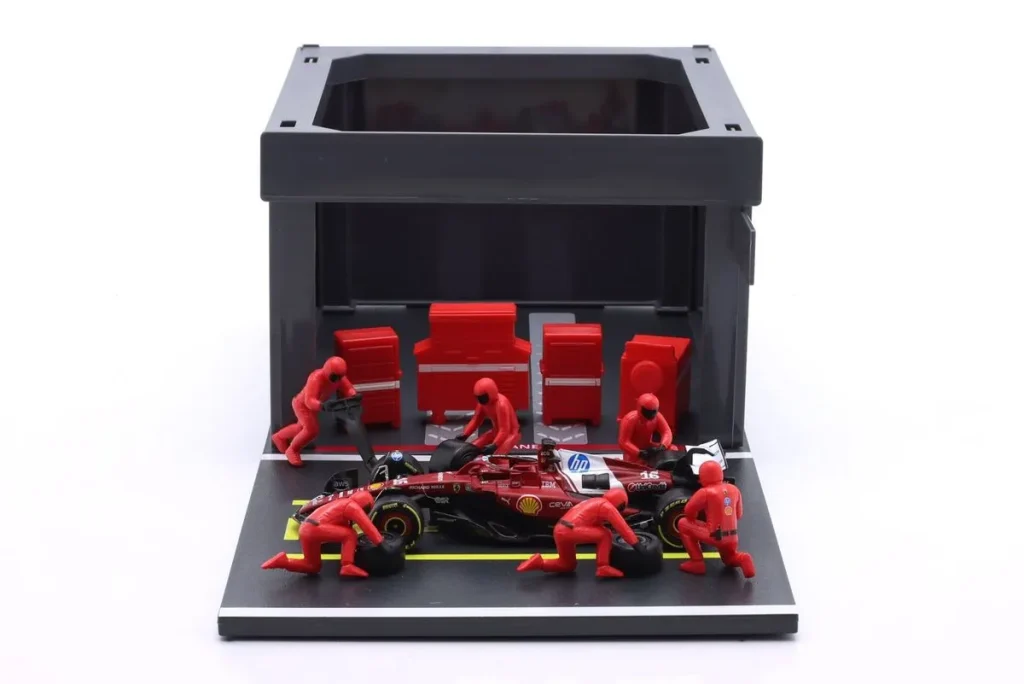 ไดโอรามา 1:43 Ferrari SF-25 #16 Charles Leclerc ฟอร์มูล่าวัน ปี 2025 Bburago