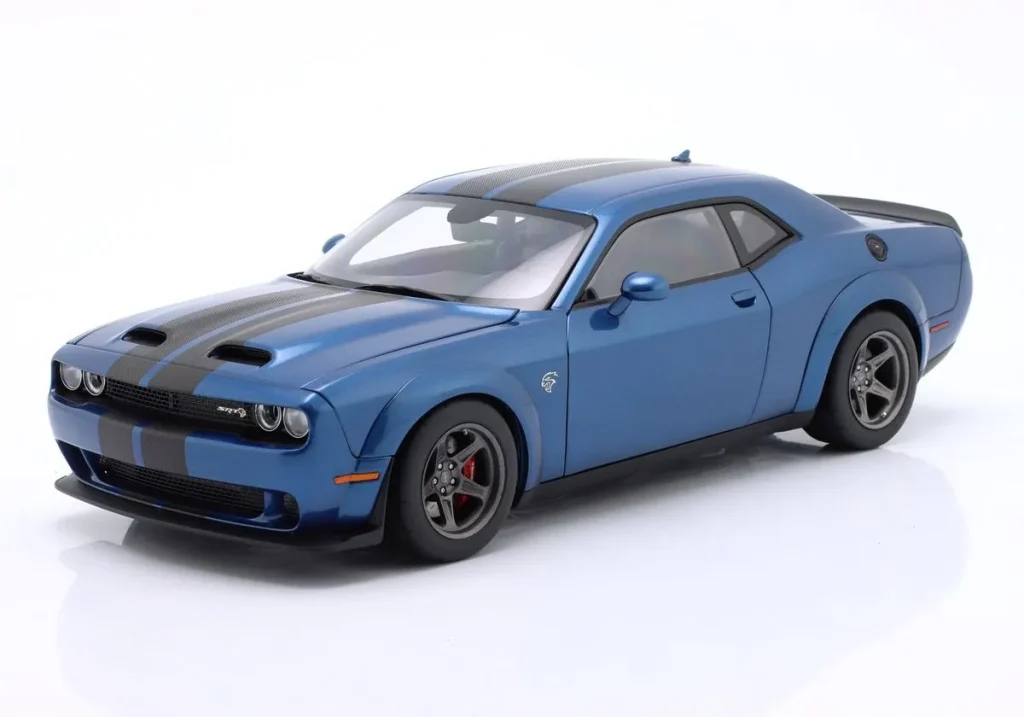 โมเดลรถ 1:18 Dodge Challenger SRT Jailbreak ปี 2022 สี indigo น้ำเงิน AUTOart
