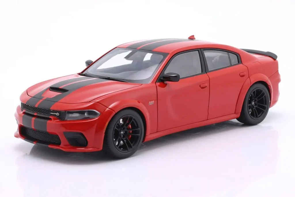 โมเดลรถ 1:18 Dodge Charger Scat Pack Widebody สีแดง AUTOart