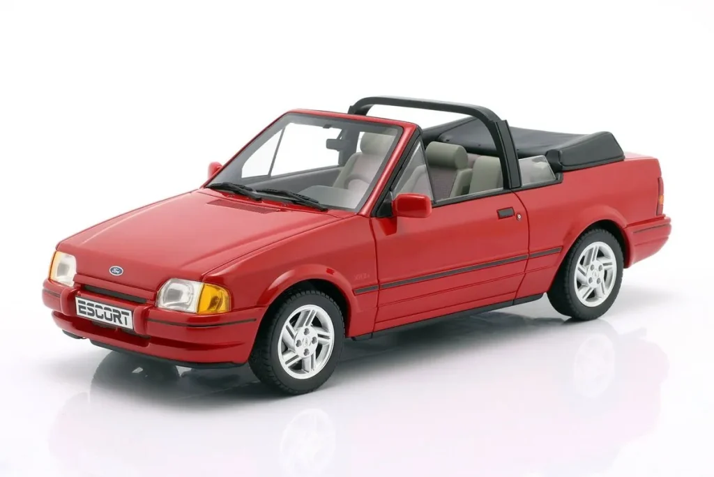 โมเดลรถ 1:18 Ford Escort Mk4 XR3i Cabriolet ปี 1986 สี Flamenco แดง Ottomobile