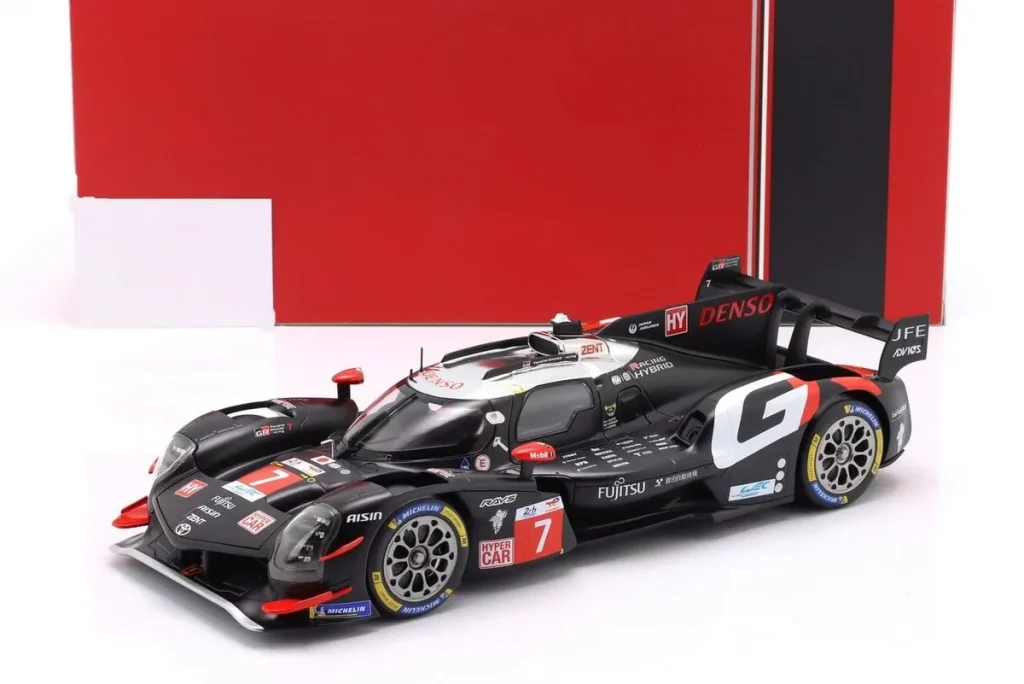 โมเดลรถ 1:18 Toyota GR010 Hybrid #7 Jose Maria Lopez, Kamui Kobayashi, Nyck de Vries อันดับ 2 24h LeMans ปี 2024 Ixo