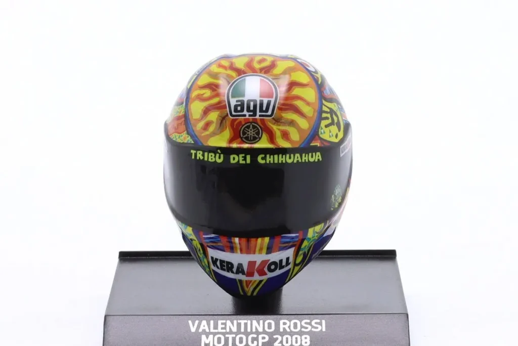 หมวกนักแข่งจำลอง 1:10 Yamaha YZR-M1 #46 Valentino Rossi โมโตจีพี ปี 2008 Minichamps