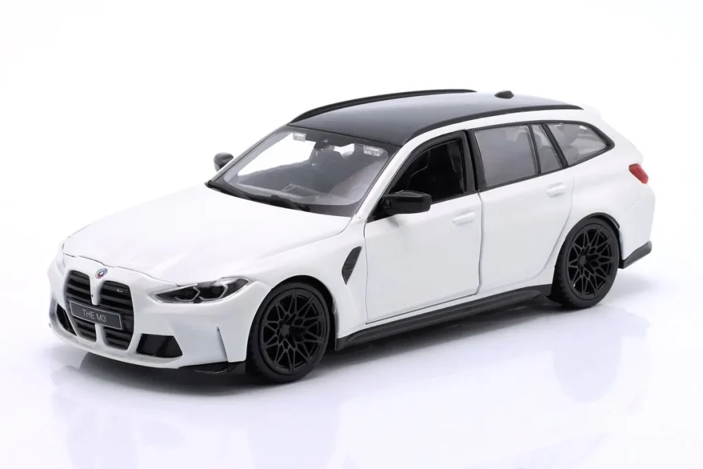โมเดลรถ 1:24 BMW M3 Touring ปี 2023 สีขาว Bburago